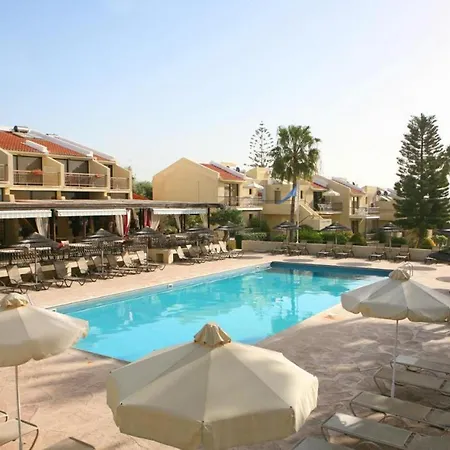 Adorable 1-bedroom Holiday With Balcony All Yours